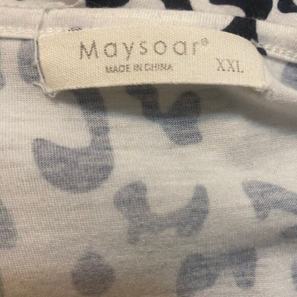 Maysoar Black/White V-neck Leopard print tunic, size XXL - Picture 3 of 4